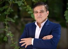 حمله ارگان مطبوعاتی نزدیک به سپاه به علی تاجرنیا بخاطر استفاده از نام "تاج" برای تیم استقلال