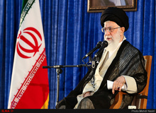 آمریکایی‌ها به خیال خود علیه سپاه گربه‌رقصانی می‌کنند/ ترامپ و احمق‌های دور و برش در حال حرکت به سمت حضیض هستند