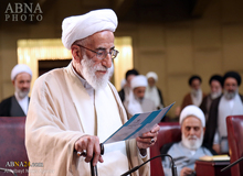 آیت‌الله جنتی: به رهبری گفتم سخنرانی‌های شما از بهترین عبادات است / چرا دروازه‌ها اینقدر باز است؟
