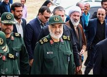فرمانده سپاه: شرمنده مردم هستیم/ همه وجودمان را برای مردم فدا می‌کنیم
