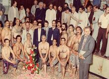 عکس کمتر دیده‌شده از بنی‌صدر و میرسلیم در «زورخانه»