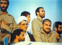 ماجرای عکس آیت‌الله هاشمی با عینک شمخانی
