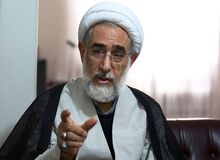 حجت الاسلام منتجب نیا: اگر مشکلی برای نظام پیش‌ بیاید دامن همه ما را خواهد گرفت/ از آقای کروبی خواهش کردم برای حل مشکلات کشور به مسئولان کمک کند/ در این شرایط بحرانی باید از تجربیات آقایان کروبی و موسوی استفاده کرد
