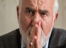 اگر پسر خودتان هم بیکار بود می‌گفتید «وظیفه دولت ایجاد شغل نیست»؟
