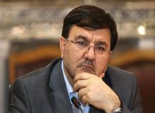 اصلی‌ترین مشکلی دولت، تعارف آقای رئیس جمهور با وزرای اقتصادی کابینه خود است/ باید  هرچه سریعتر افراد با انگیزه‌تر و جوانتر جایگزین تیم اقتصادی دولت شوند 