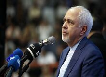 ظریف: خیلی‌ متفاوت است که خشک مغزها و چماق به دست ها در پاستور باشند یا پزشکیان / پزشکیان کسی است که برای بلندپروازی سرکوب نمی‌کند؛ او تلفن شما را فیلتر نمی‌کند که فیلترشکن بفروشد