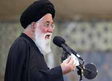 علم الهدی تحریم کنندگان انتخابات را "تکفیر" کرد