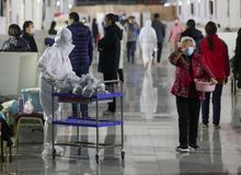 شمار قربانیان کرونا در استان هوبی چین به ٢٣۴۰ نفر افزایش یافت / تعداد مبتلایان از ۶۴ هزار نفر فراتر رفت