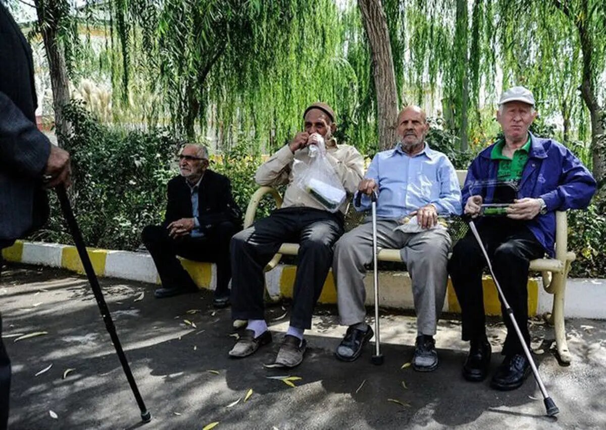 خبر مهم برای بازنشستگان و مستمری‌بگیران تامین اجتماعی/ حساب خود را حتما چک کنید