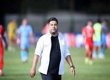 اخباری: نگران افت چادرملو نیستم/ داوری برابر برخی تیم‌ها تفاوت می‌کند