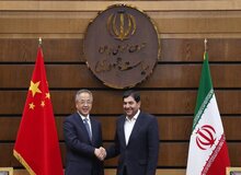 بلومبرگ:چین،یک مسئول برکنار شده از رده های بالای قدرت را برای مذاکره به ایران فرستاده است