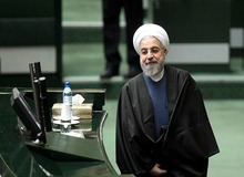 روحانی برای دفاع از وزرایش به مجلس آمد