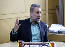 فلاحت پیشه: اطرافیان لاریجانی امروز کجا هستند؟ چرا از او دفاع نمی کنند؟/ می‌دانید تیم آقای لاریجانی چه افراد نخبه‌ای را در مجلس کنار گذاشت و برای حذف عارف چه کارهایی کرد؟