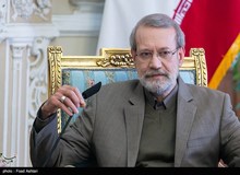ارگان رسانه ای شورای وحدت از حضور لاریجانی در انتخابات خبر داد/  شانس علی لاریجانی در جبهه اصلاحات نسبت به قبل افزایش یافته است