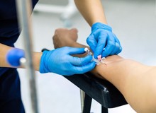 تزریق سرم در منزل و محل کار