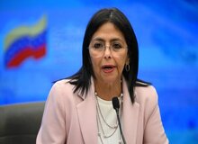 کاراکاس: اطلاعی از محل استقرار مادورو نداریم / معاون رئیس جمهور ونزوئلا: ترامپ فورا شواهد زنده بودن رئیس جمهور را منتشر کند
