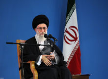 خبر دیدار خاتمی با رهبرانقلاب تکذیب شد!
