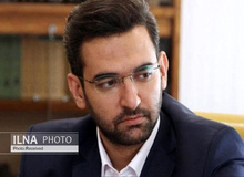 آذری‌جهرمی: یادم نمی آید ۲۰۰ دستگاه لپ‌تاپ سال ۸۸ به نهاد ریاست جمهوری اهدا کرده باشم
