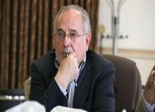 یکشنبه درباره پارازیت به رئیس‌جمهوری تذکر می‌دهم/ مجلس در خصوص پارازیت حساسیتی نداشته است/ آثار پارازیت بر بدن انسان مضر و مخرب است

