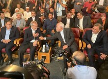 کیهان: پزشکیان توسط افراد «زاویه‌دار» و «محکومان امنیتی» محاصره شده است 