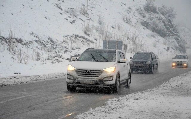بارش برف و باران در جاده‌ها/ آخرین وضعیت محورهای مواصلاتی کشور