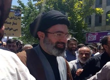 سلفى با حجت الاسلام مجتبی خامنه ای+ تصویر
