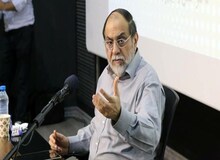 رحیم‌پور ازغدی: عده‌ای بعد از انقلاب خانم خوب و زلیخا شدند، حالا لباس‌ خود را هم درآوردند/ صداوسیما دنبال افرادی می‌رود که زباله و قمارباز و معتاد و الکی هستند؛ با ۱۰ نفر رابطه دارند و ۶ بار طلاق داده‌اند 