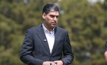 پاسخ تند مدیرعامل پرسپولیس به هاشمیان؛ قبل از اینجا، کجا سرمربیگری کردی؟