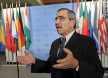 نخست‌وزیر لبنان: مذاکرات صلح با اسرائیل به بالاتر از سطح نظامی انتقال یافته/به خلع سلاح حزب الله پایبندیم 
