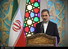 اسحاق جهانگیری: برنامه دشمن تحریم گلوگاه‌های اصلی اقتصاد کشور است/ خوشبختانه تاکنون توانسته‌ایم به میزان مورد نیاز نفت بفروشیم
