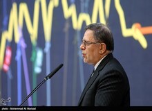 سیف:قیمت ارز را بانک مرکزی تعیین نمی‌کند
