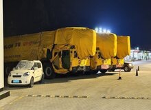 این خودروها در اتوبان «لانچرهای موشک» هستند نه جرثقیل‌!