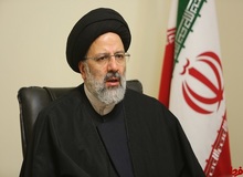 نظر ابراهیم رئیسی درباره "آتش به اختیار " عمل کردن /  «آتش به اختیار» یعنی‌ ای مردم اجازه ندهید در حضور شما خلاف امر خدا و ارزش‌ها انجام شود