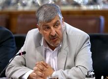 حقیقت پور: مردم به دنبال آشتی با دولت نیستند /مردم نیازمند مصوبات اقتصادی مجلس هستند نه مصوبات حجاب