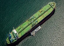 یک فرمانده سپاه: نفتکش خارجی حامل یک‌میلیون لیتر سوخت قاچاق در خلیج فارس توقیف شد / این کشتی از پشتیبانی نظامی آمریکا برخوردار بود