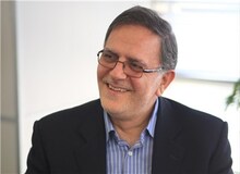 تعجب سیف از وعده افزایش یارانه ها توسط قالیباف / یک کسی می تواند چنین تعهدی را انجام دهد یک تورم شدید به بار بیاورد !