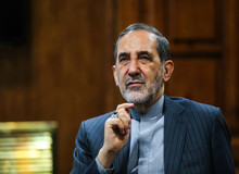ولایتی: از یمنی‌ها مقاومت یاد بگیریم/ به جای لباس لنگ می‌پوشند و نان خشک می‌خورند