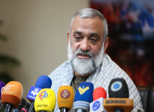منتظر کوچک‌ترین خطا از طرف دشمن هستیم که کار را تمام کنیم