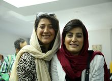بیانیه انجمن روزنامه نگاران زن ایران در اعتراض به حکم بدوی نیلوفر حامدی و الهه محمدی 