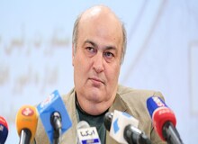 نماینده ادوار مجلس: در آمریکا اگر کسی هزینه درمانش را نتواند پرداخت کند باید پشت درب بیمارستان جان بدهد