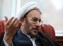 یونسی: امام به تک‌خوانی زنان اجازه دادند