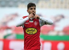 باشگاه پرسپولیس: با عمری قرارداد ببندید، شکایت می‌کنیم