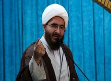 امام جمعه تهران: مردم و مسئولان به خاطر وضعیت آب استغفار کنند