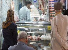 دبیر انجمن صنعت بسته‌بندی گوشت قرمز و مواد پروتئینی به دیده بان ایران خبر داد: کاهش ۵۰ درصدی مصرف گوشت در ایران نسبت به سال گذشته/سرانه  مصرف گوشت  به ۳ کیلوگرم در سال رسیده است/ اگر اوضاع اقتصادی تغییر نکند شاهد تعطیلی واحد های تولیدی و بسته بندی خواهیم 