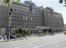 تجمع سهامداران پدیده مقابل مجلس در سرما
