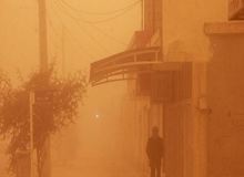 طوفان، مدارس شیفت عصرمقطع ابتدایی زاهدان و نصرت آباد را به تعطیلی کشاند