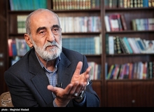 حسین شریعتمداری: مذاکره‌کنندگان کشورمان در وین اصرار چندانی به رعایت خطوط قرمز نظام ندارند/ اسرائیل به نطنز حمله کرد تا مذاکرات وین ادامه پیدا کند!
