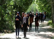  ۲میلیون زن ۱۵ تا ۲۴ ساله بدون شغل؛ بدون تحصیل در ایران وجود دارد/ بیکاری زنان ایران  ۳ برابر میانگین جهانی است/ کاهش ۲۸۱ هزار نفری شاغلان زن در ۱۸ سال اخیر