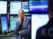 پائین‌ترین قیمت نفت در ۱۸ سال گذشته/ پایان امپراطوری نفت بر بازار ها 