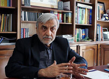 هاشمی طبا در گفت و گو با دیده بان ایران: صدا و سیما کاری کرده که مردم پیچ "تلویزیون" را ببندند